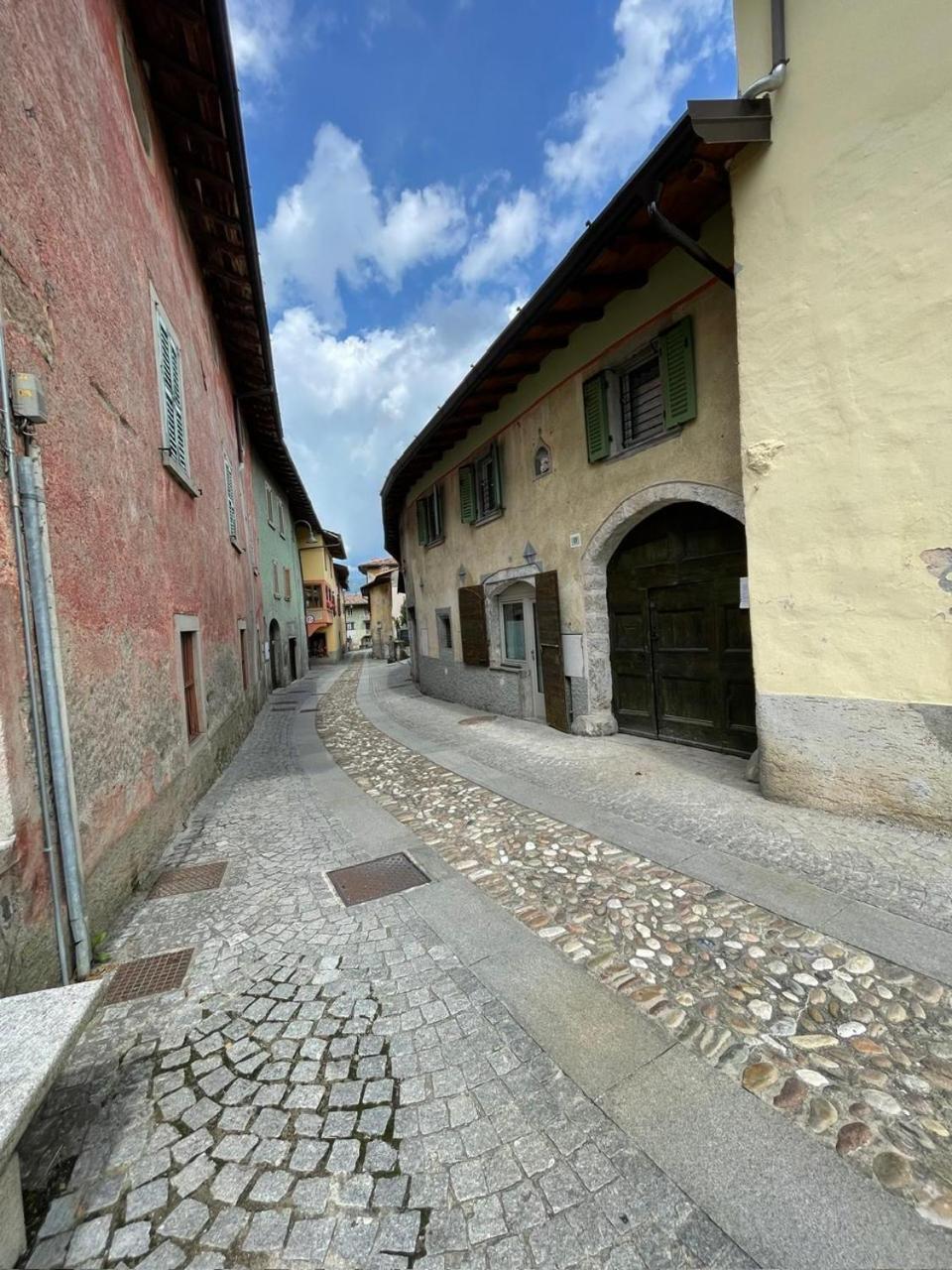 Apartamento La Dimora Di Rosa E Amelia Songavazzo Exterior foto